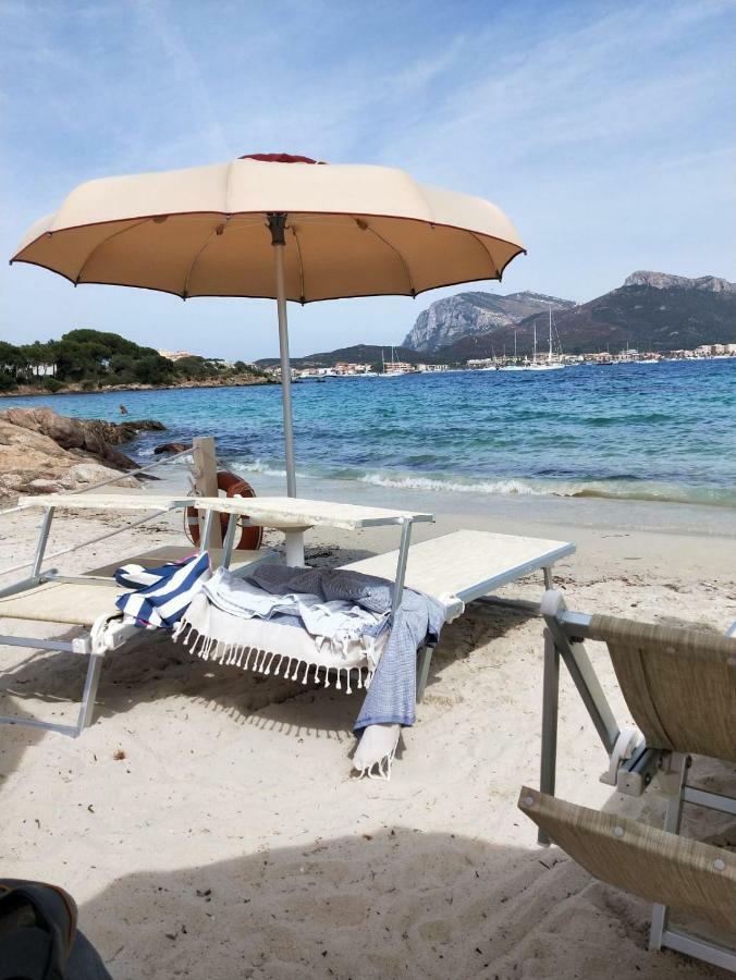 Aparthotel Le Stanze Del Mare Golfo Aranci Exterior foto